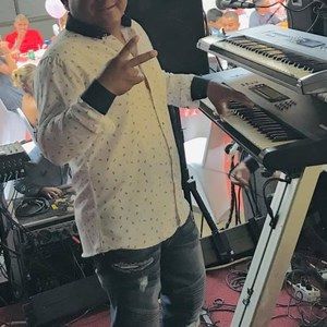 Meet your Posher, Adrian